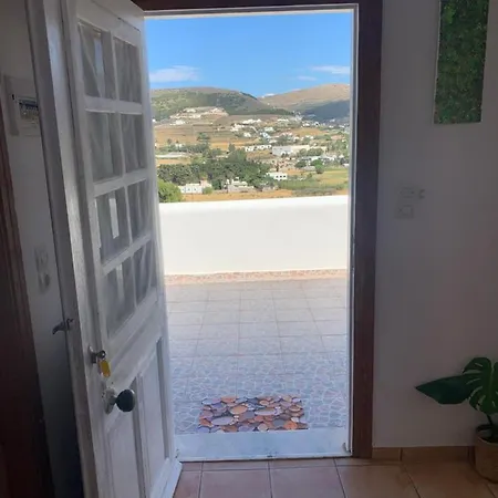 Aegean Overlook * Parikia (Paros)