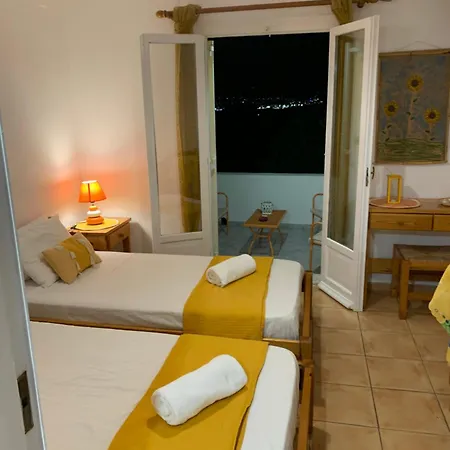 Aegean Overlook * Parikia (Paros)