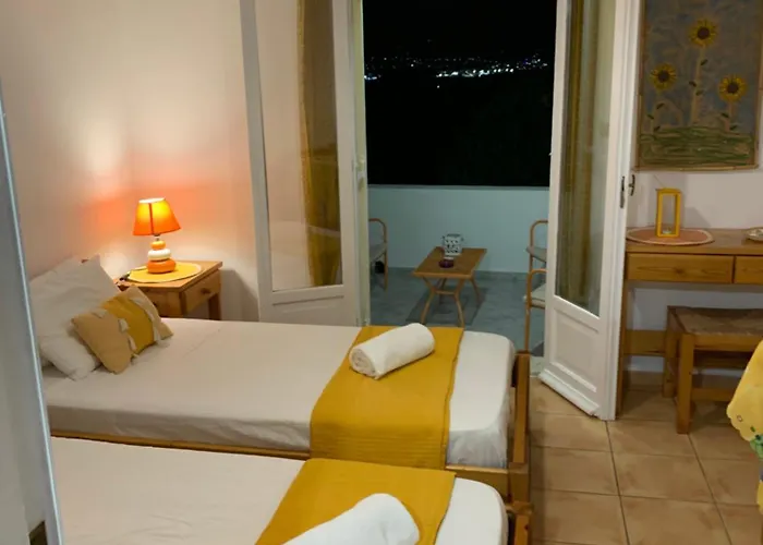 Aegean Overlook * Parikia (Paros)