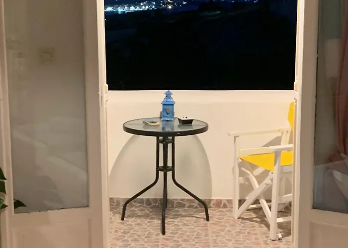 Aegean Overlook * Parikia (Paros)